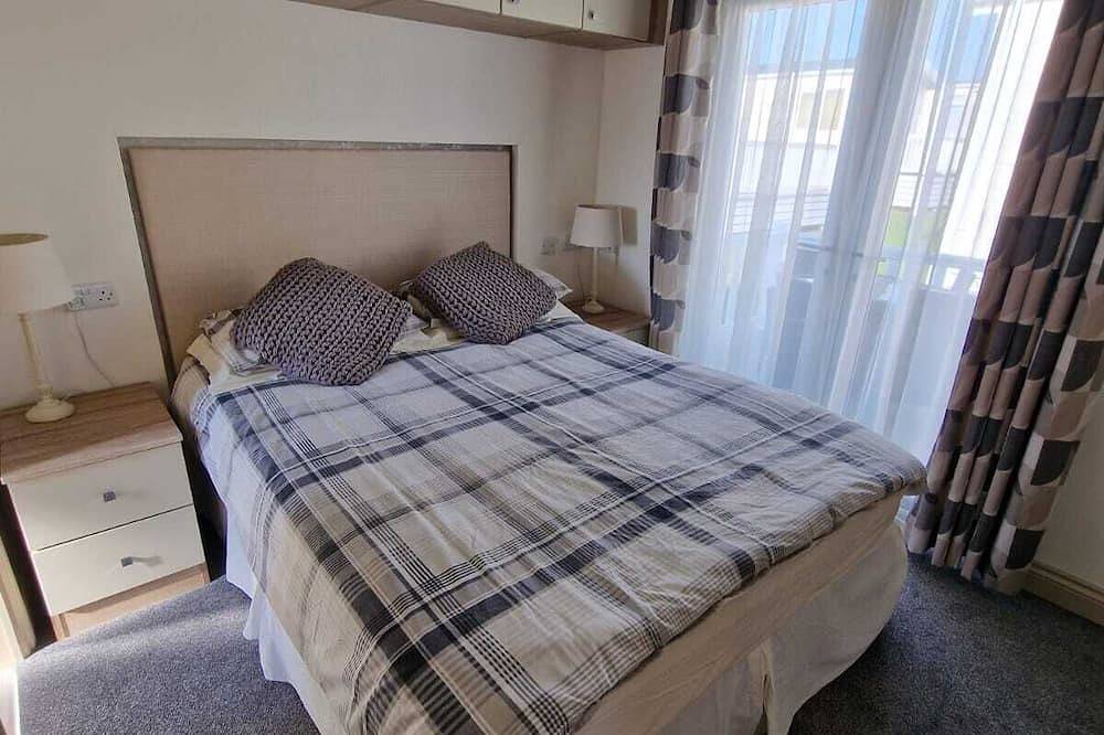 Skydeck Holiday home with fabulous views over Chesil Beach and Portland Harbour in Weymouth, Dorset