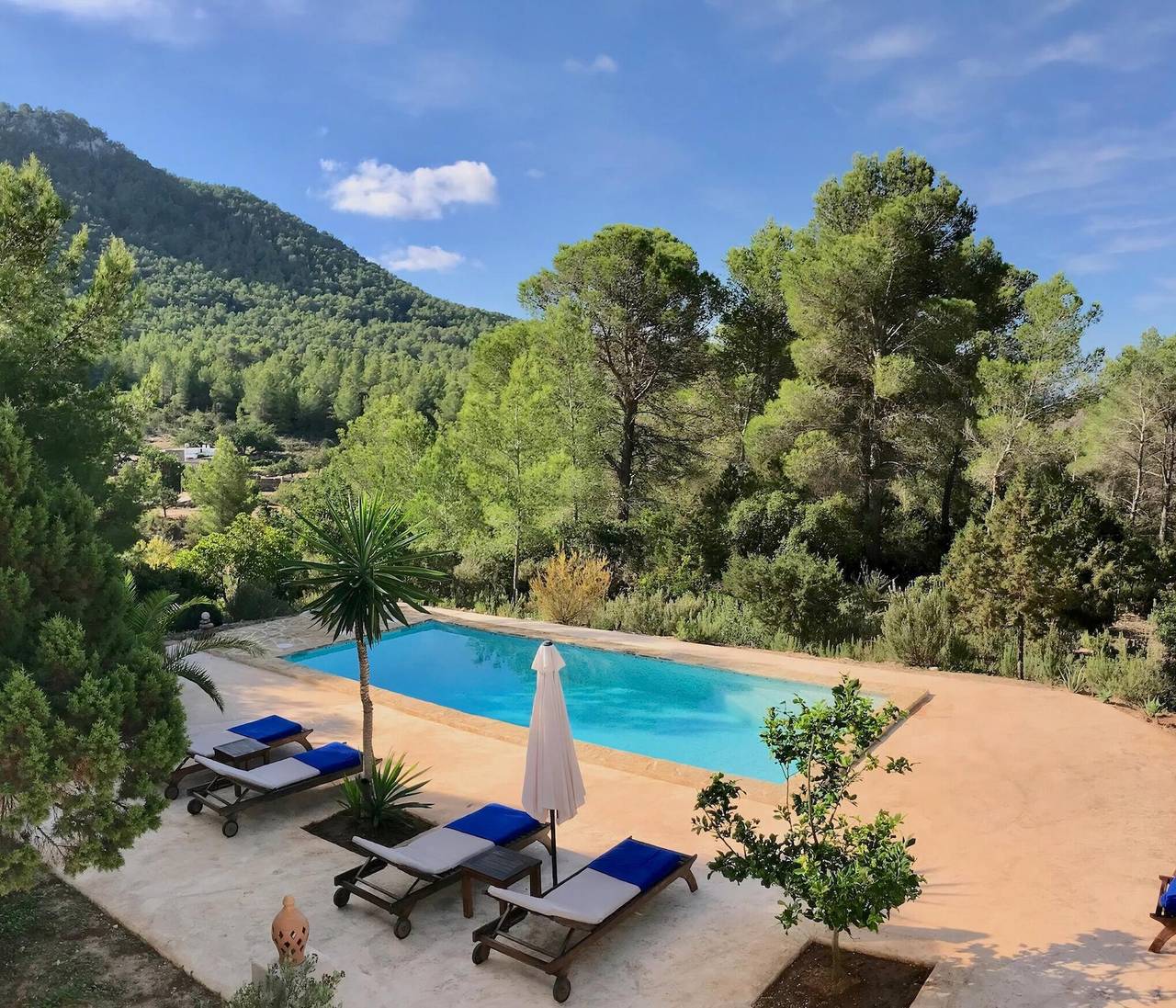 Casa Vacanza per 6 Persone in Cala Vedella, Sant Josep de sa Talaia