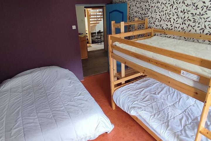 Gite 2 à 20 pers A Partir De 572€/we - WIFI Fibre Gratuit -  Commerces sur place in Cornimont, Parc naturel régional des Ballons des Vosges