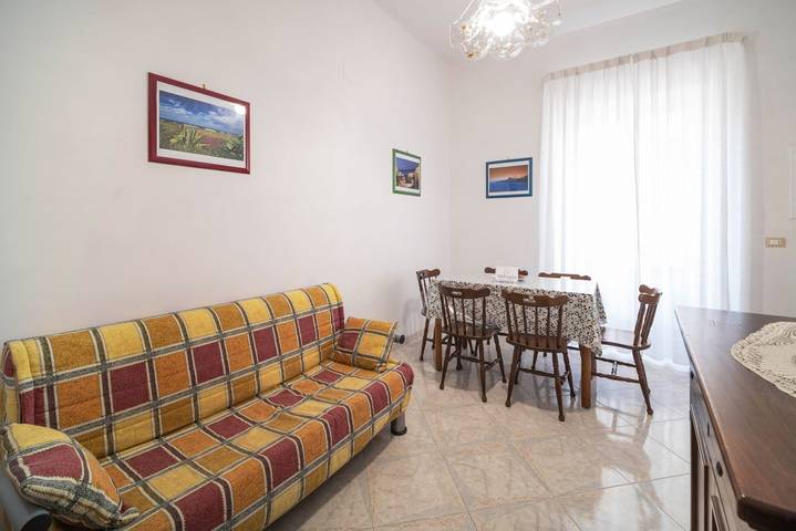 Ganze Wohnung, Ferienwohnung für 6 Personen mit Balkon/Terrasse in Lama Monachile (Polignano a Mare), Polignano A Mare