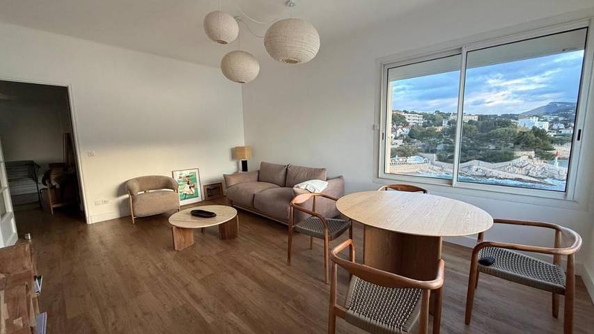 Gîte pour 5 personnes, avec balcon et vue dans Plage Du Bestouan Cassis - 3