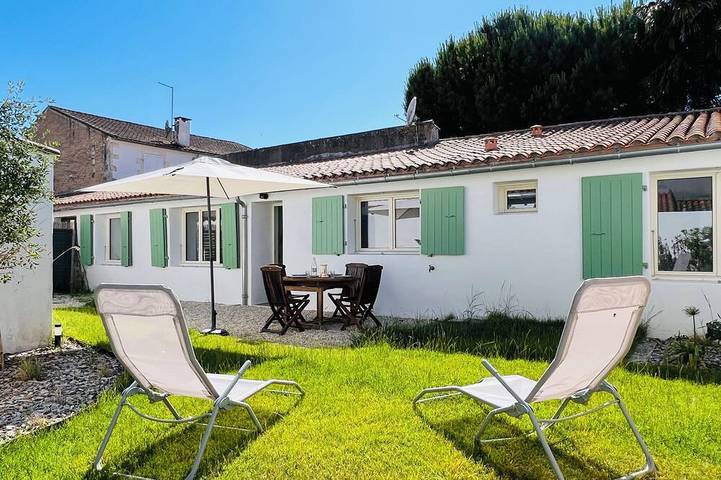Location de vacances pour 4 personnes, avec jardin dans Port de la Flotte-en-Ré