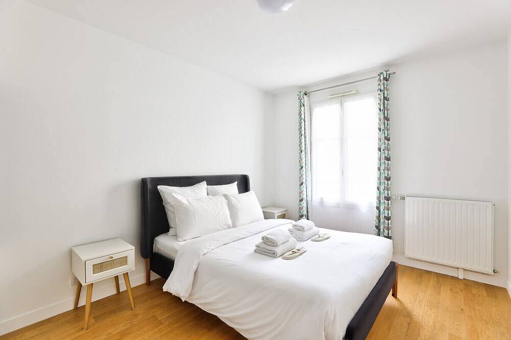 Entire apartment, Puteaux - La défense - 2 chambres in Puteaux, Hauts-de-Seine