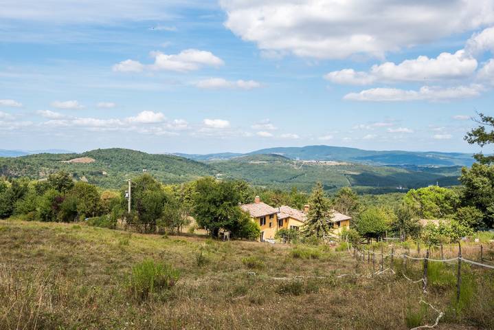Appartamento intero, Appartamento di vacanza 'Lavanda' con vista sulle montagne, piscina condivisa e Wi-Fi in Montieri, Provincia di Grosseto