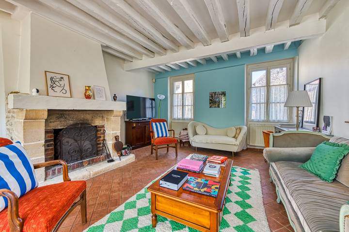 Location de vacances pour 8 personnes, avec terrasse ainsi que jardin et piscine dans Parc naturel régional du Vexin Français - 2