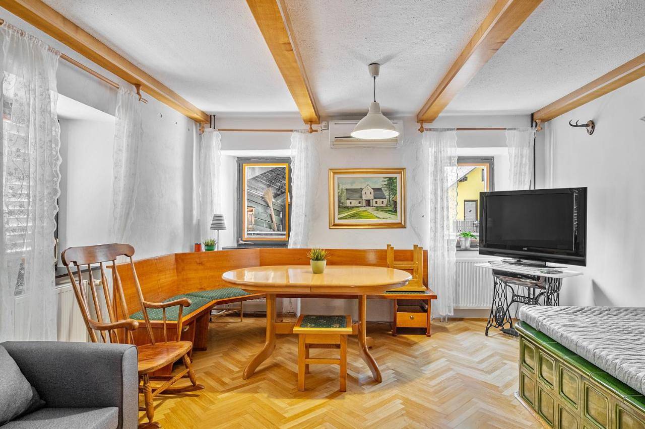 Ganze Wohnung, Resort pod orehi - Bled - Apartma & Glamping & Savna in Bled, Triglav Nationalpark