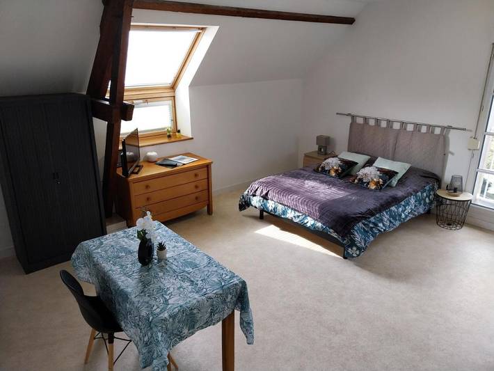 Gîte pour 2 personnes, avec vue et jardin à Avranches