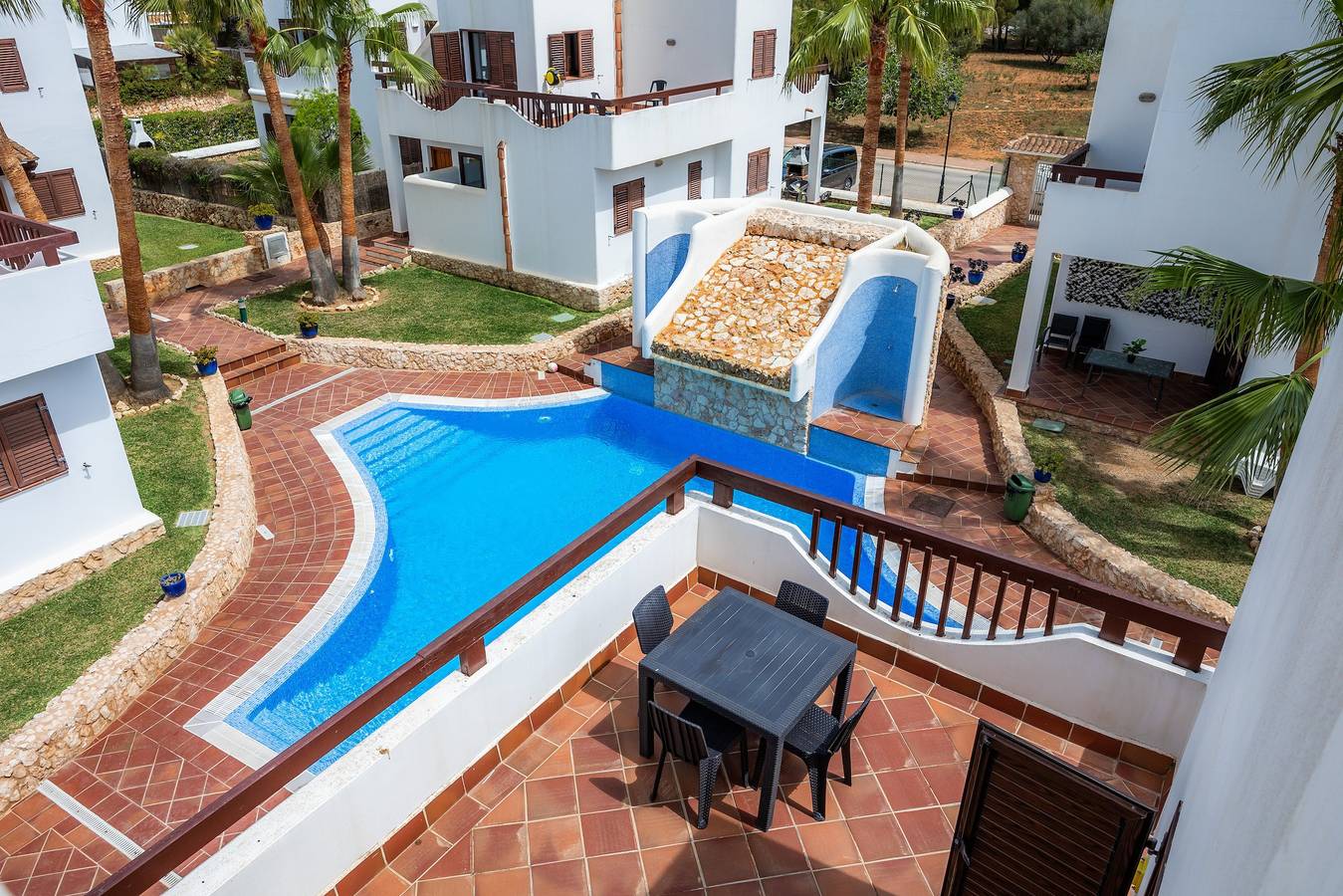 Entire apartment, Apartment La Perla de Cala d'Or 3 with Shared Pool, Garden & Wi-Fi in Cala Egos, Santanyí