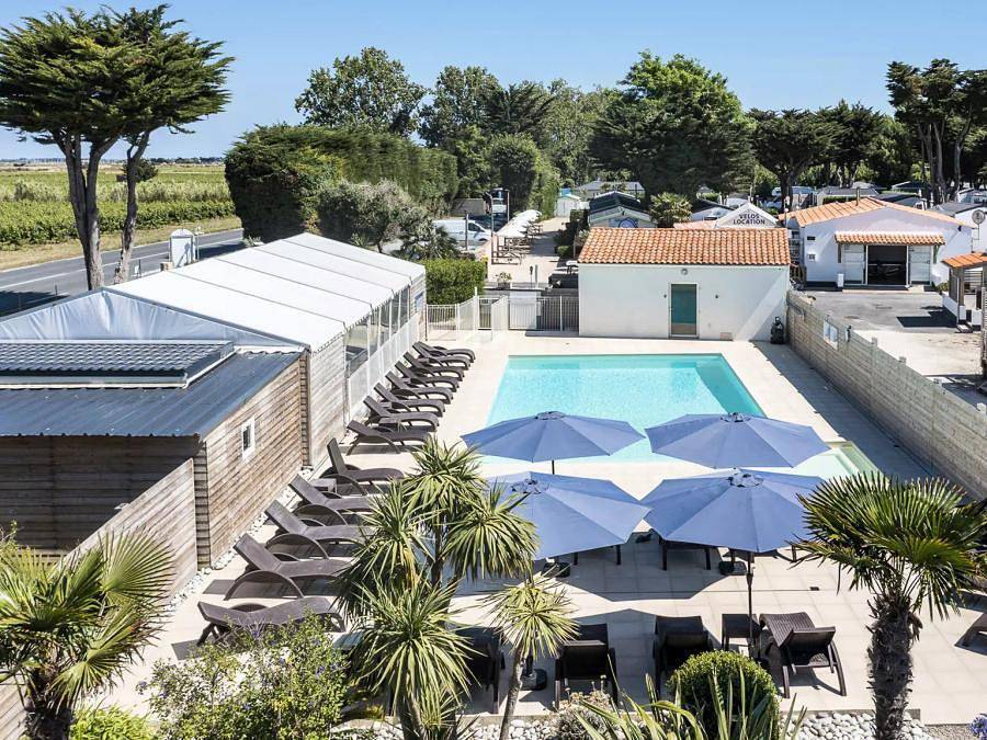 Camping Romanée - Campiotel des Dunes   - Mobile home 2 persons - Mobile home Confort 1 bedroom - 1 bathroom in Ars-en-Ré, Ile de Re
