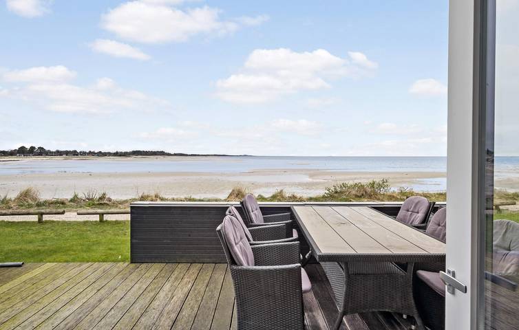 Ferienhaus für 8 Personen, mit Terrasse und Whirlpool sowie Garten und Sauna in Himmerland - 3