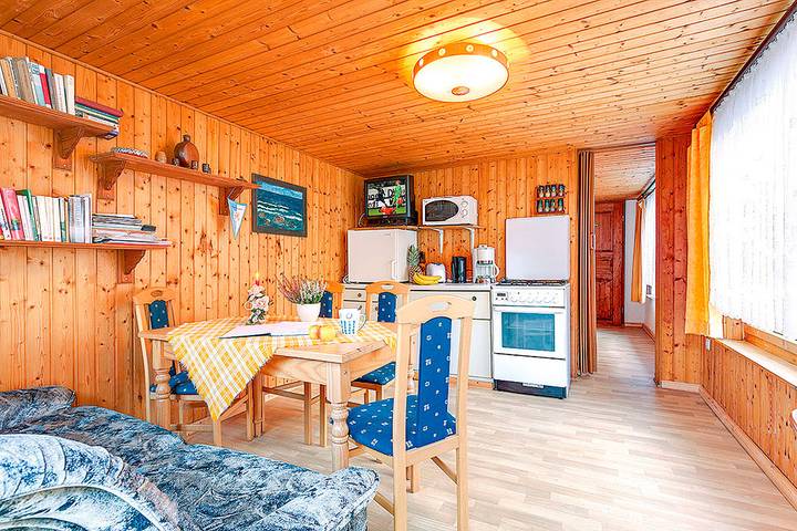 Casa de vacaciones para 3 personas con terraza in Zirkow, Rügen