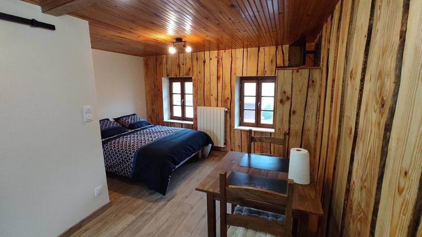 Location de vacances pour 2 personnes, avec jardin et vue à Verrières-en-Forez - 3