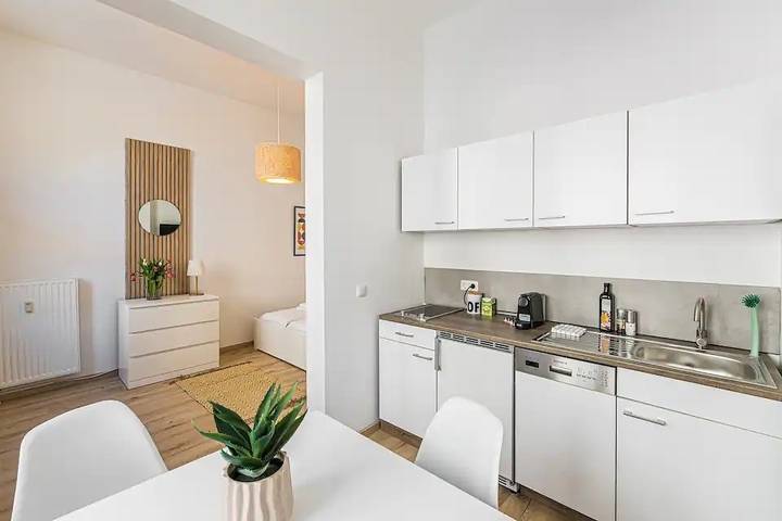 Ganze Ferienwohnung, * Zentral | parknah | Küche | Netflix * in Leipzig Mitte, Leipzig