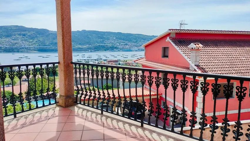 Casa de vacaciones para 10 personas, con jardín y vistas - 1