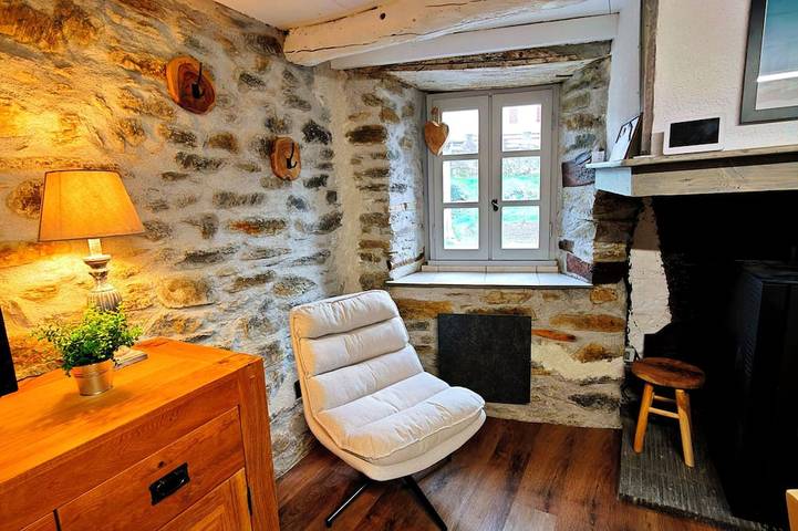 Gîte pour 6 personnes, avec jardin à Labassère