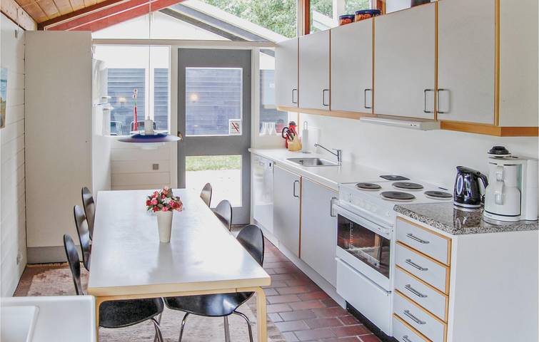 Ferienhaus für 5 Personen, mit Terrasse und Pool sowie Garten in Løjt - 4