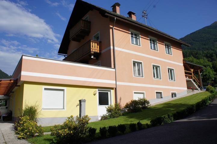 Ganze Ferienwohnung, Appartement Nr. 1 in Hohe Tauern, Flattach