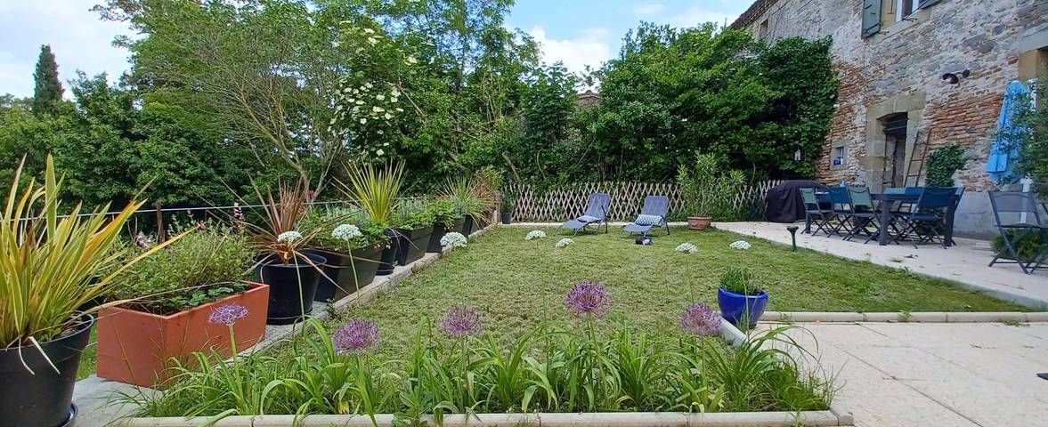 Chambre d’hôte pour 2 personnes, avec jardin et piscine dans l' Aude - 2
