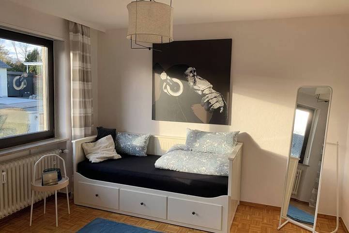 Ferienwohnung für 4 Personen, mit Balkon und Garten in Kaiserslautern - 2