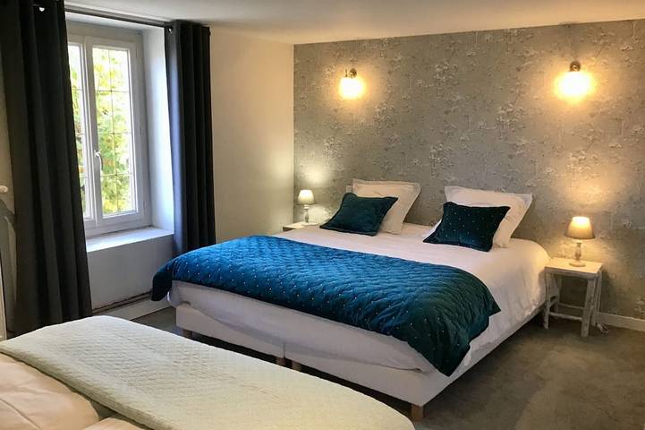 Location de vacances pour 15 personnes, avec jardin et terrasse, animaux acceptés à Odenas - 3