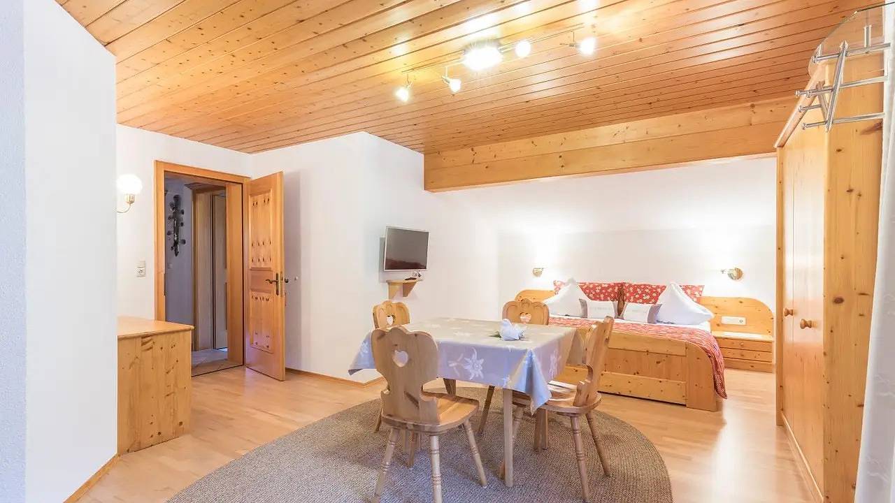 Ganze Ferienwohnung, Ferienwohnung für 8 Personen (100 m²) in Tschagguns in Tschagguns, Schruns-Tschagguns