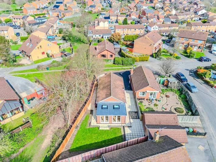 3 Bed Lodge Dog-Friendly Garden Ev Nr M1 Junc 23 in Shepshed, Heart of England