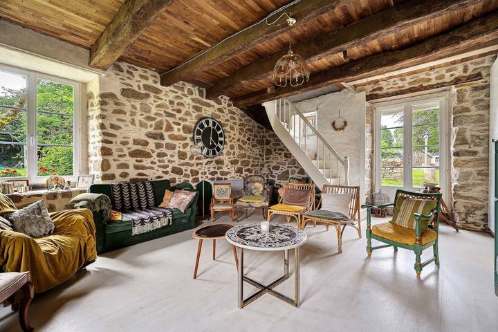 Großes Familienhaus mit privater Terrasse, Garten und Wlan in Saint Lormel in Saint-Lormel, Dinan und Umgebung