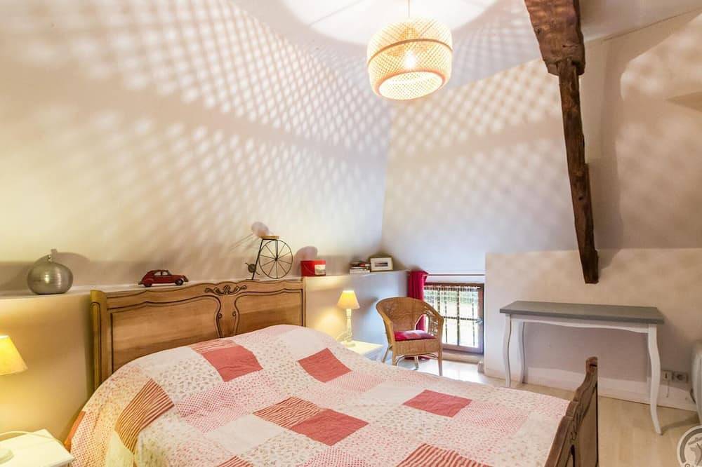 Maison en pierre du Xviie siècle à la campagne avec animaux admis in Cerisy-la-Salle, Région de Coutances