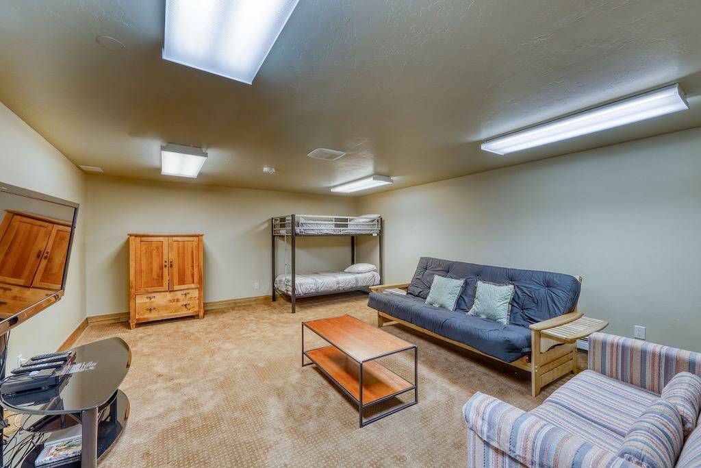 Ganze Wohnung, Hundefreundlicher Kurzurlaub mit Terrasse, Grill und Blick auf die Berge - in der Nähe der Skipisten! in Arapaho and Roosevelt National Forests
