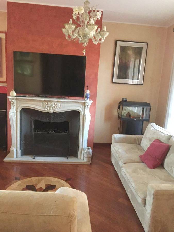 Casa vacanza per 4 persone, con Giardino e Panorama a Rozzano