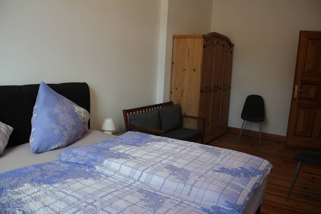 Ganze Wohnung, Ferienwohnung Eg Links - Lychen" mit Seeblick, Gemeinschaftsterrasse und Wlan in Lychensee, Lychen