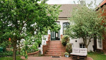 Ferienhaus für 10 Personen, mit Terrasse und Garten in Jemgum