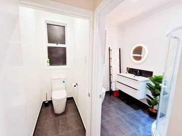 Villa for 12 Guests in Otago, Picture 1