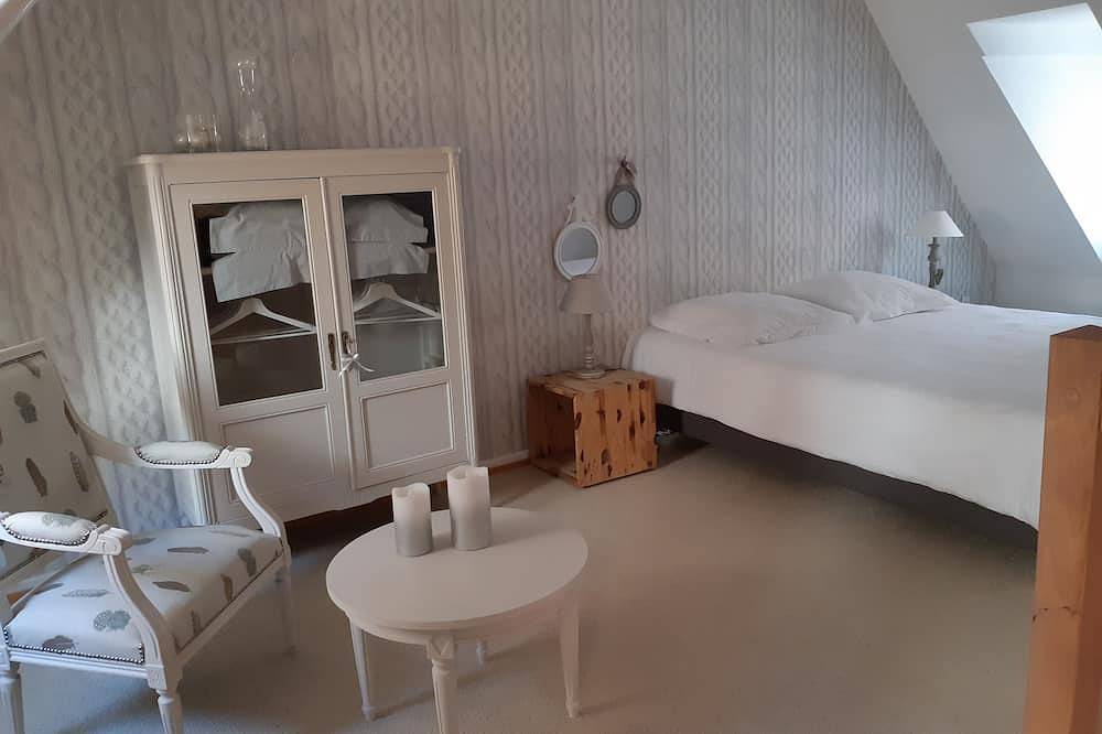 Entire apartment, Chez Margot, warm accommodation in the heart of the old town in Colmar, Colmar region