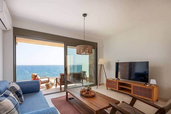 Ferienwohnung für 4 Personen, mit Pool und Balkon - 1