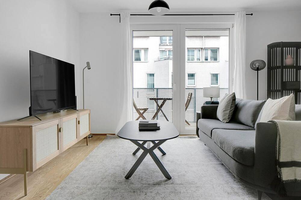 Ganze Wohnung, Gepflegter Neubau mit Balkon, nähe Uno, Donauinsel und Alten Donau, viele Badestrände, 5 min zur U1 in Wien, Donau Niederösterreich