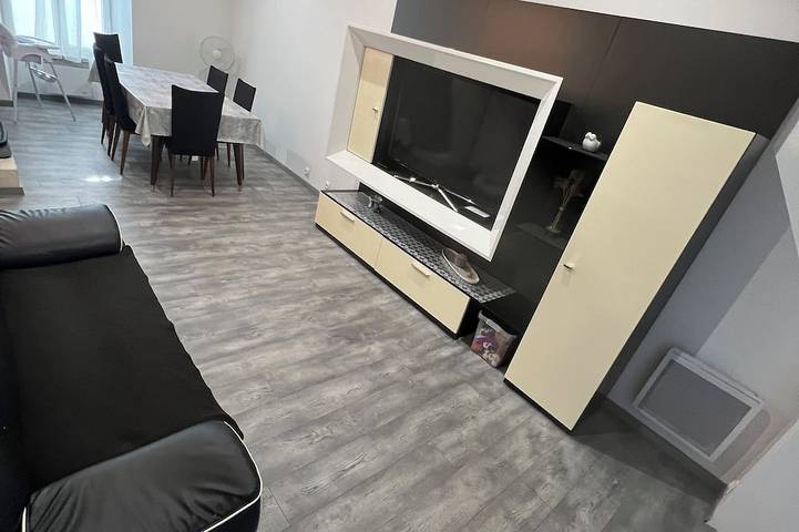 Location de vacances pour 6 personnes, animaux acceptés à Saint-Sulpice-de-Faleyrens