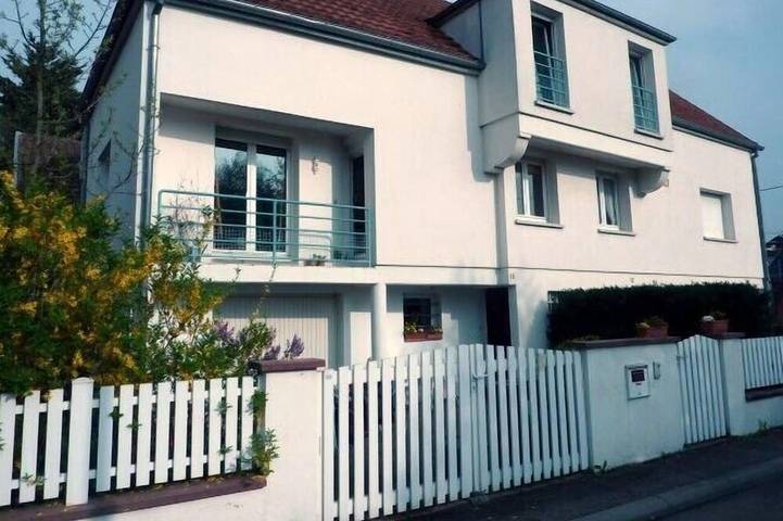 Ferienhaus für 8 Personen, mit Balkon und Garten in Colmar