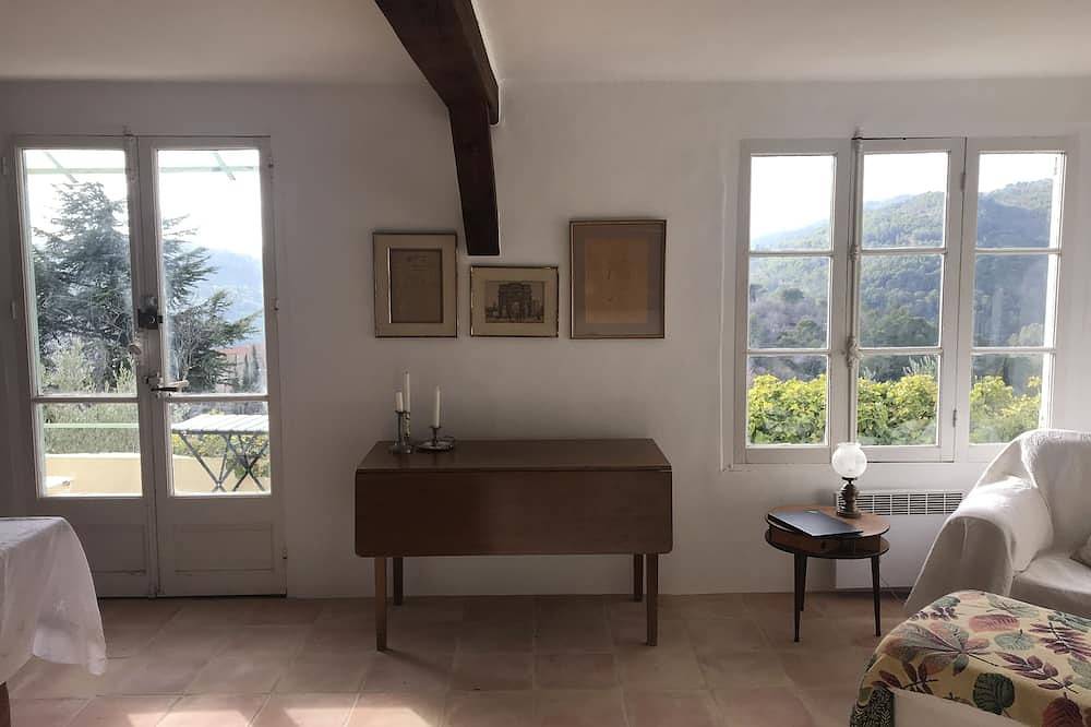 Charming villa in Claviers with private pool and astonishing view in Claviers, Draguignan region