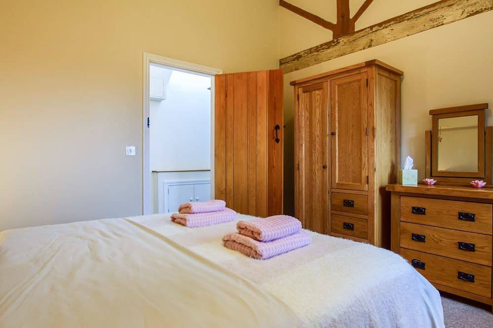 Combine Shed at Oosland Barns - sleeps 4 guests  in 2 bedrooms in Bidford on Avon, Warwickshire