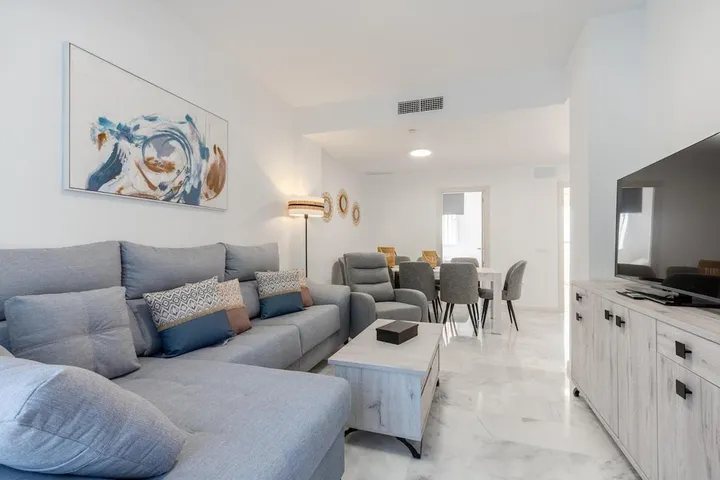 Casa de vacaciones para 8 personas, con vistas además de balcón y jardín - 1