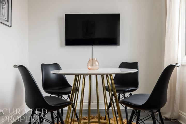 Ganze Ferienwohnung, 2 Bedroom Apartment - Shepherd's Bush in Hammersmith und Fulham, London