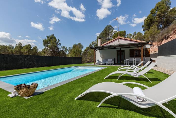 Casa rural para 6 personas, con Jardín en Castellnou de Bages, Comarcas centrales