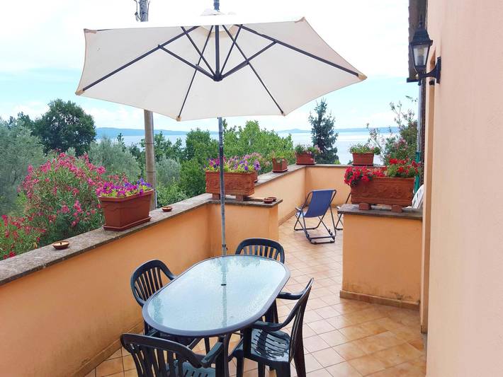 Casa de campo rústica con vistas al lago Bolsena in Bolsena, Provincia de Viterbo