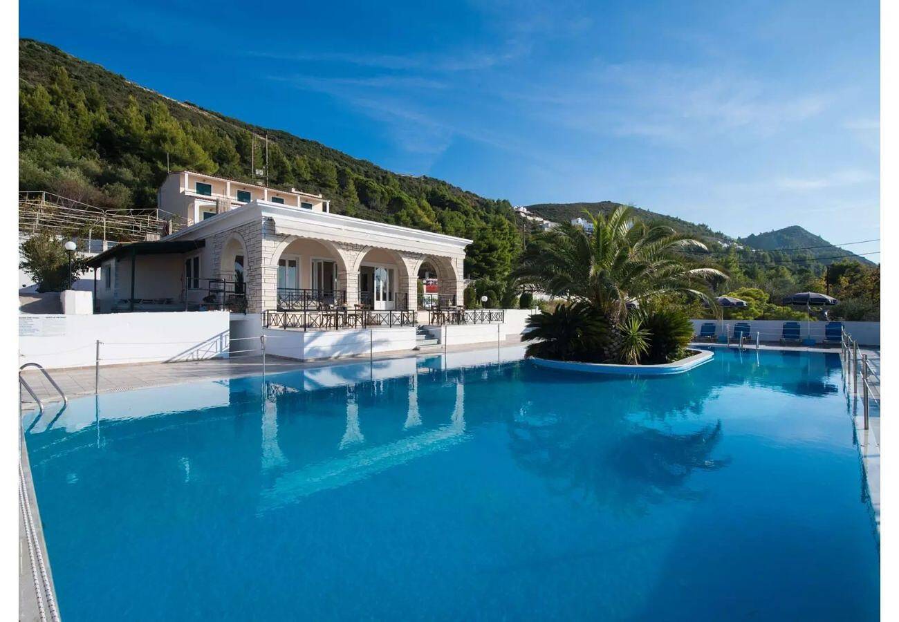 Entire studio, Apartment in a Hotel 'Sunset Premium Studio 9' with Sea View, Shared Pool, & Wi-Fi in Agios Nikitas, Greece