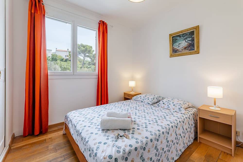 Le Rêve Bleu Cassis Villa swimming pool parking 7mn port and beaches, garden. in Cassis, Nationalpark Calanques