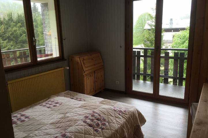 Gîte pour 5 personnes, avec balcon et jacuzzi, animaux acceptés dans Hirmentaz - Les Habères - 4