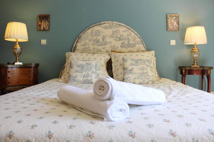 Chambre d’hôte pour 2 personnes, avec Terrasse ainsi que Jardin et Vue
