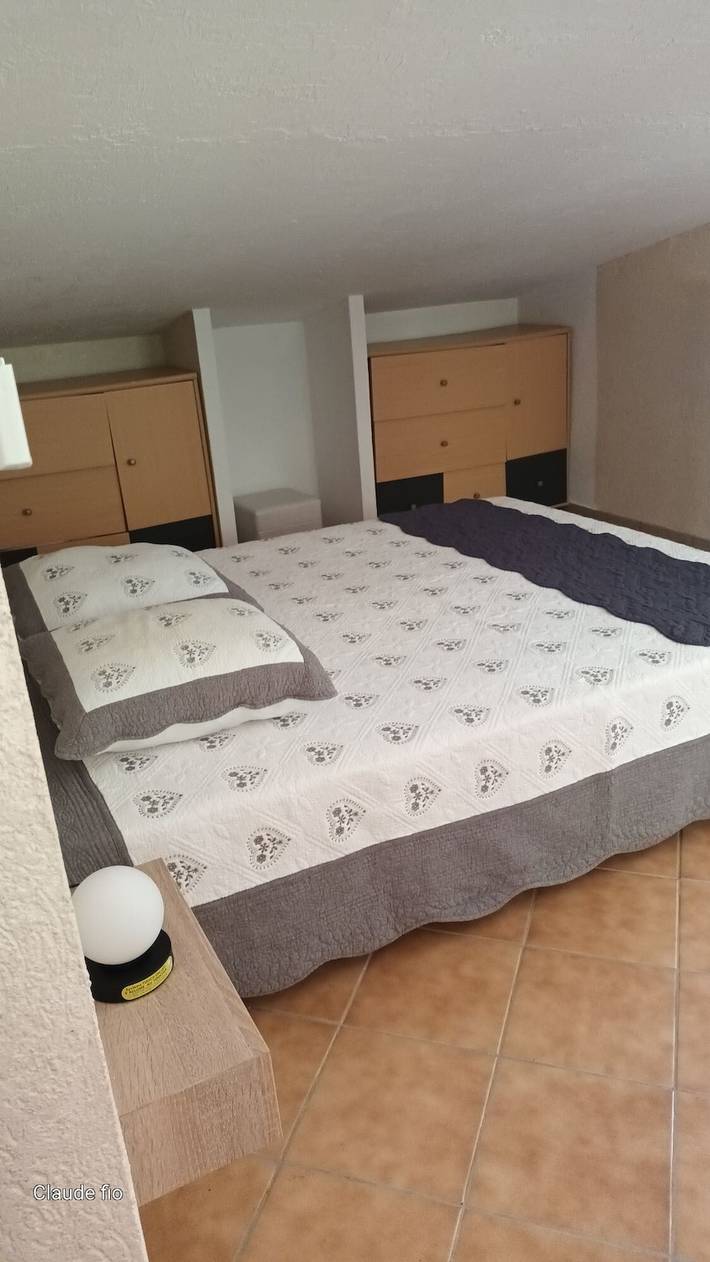 Location de vacances pour 4 personnes, avec balcon et jardin dans Plage De La Marine De Meria