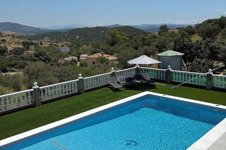 Maison de vacances pour 11 personnes, avec jardin et terrasse à Algar